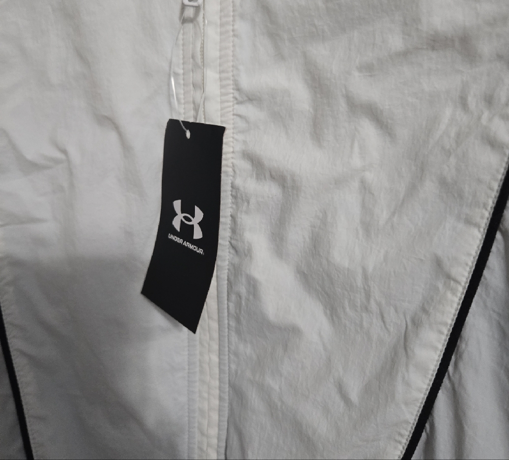Under Armour  NWT - Picture 6 of 8